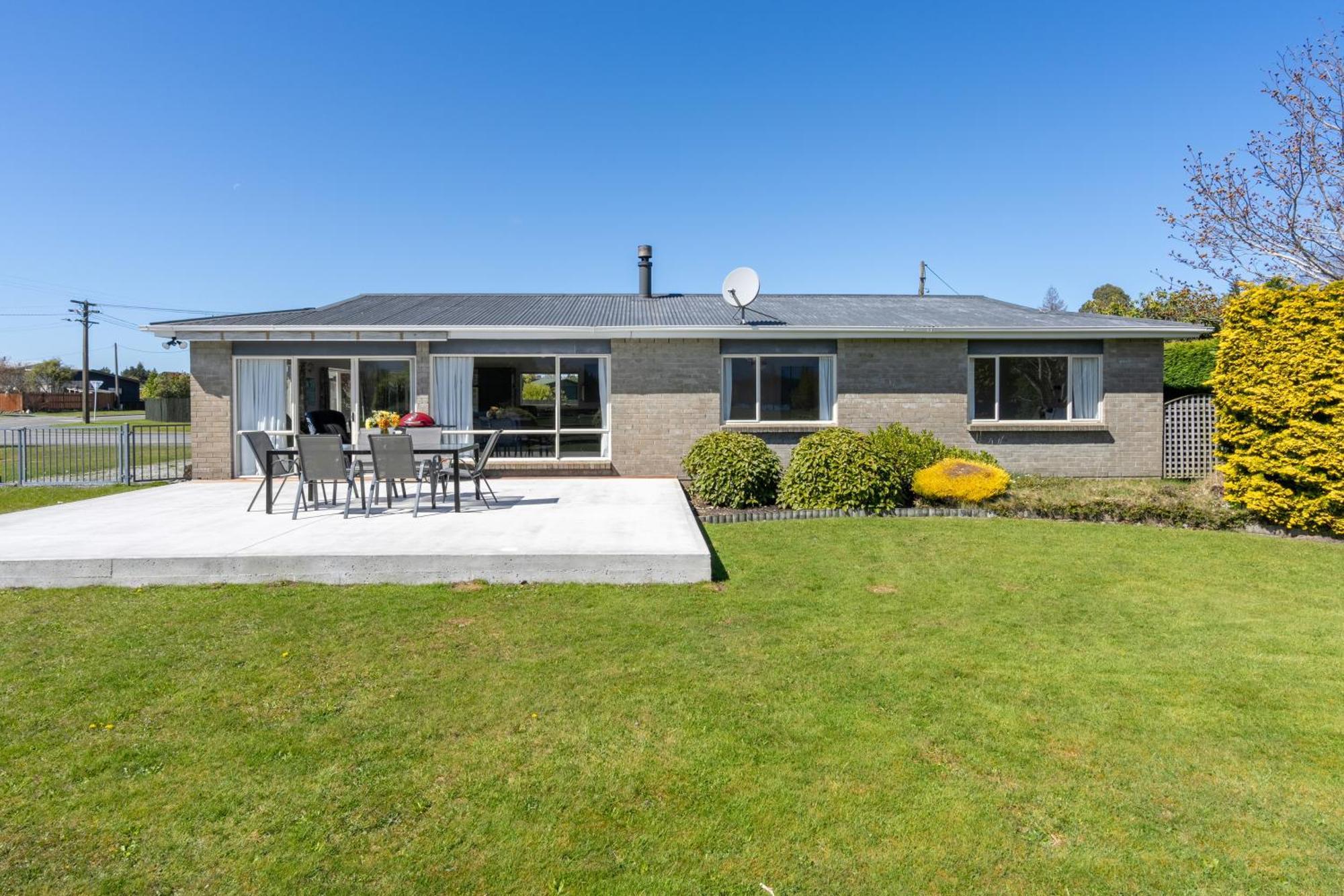 Kepler Retreat - Te Anau Holiday Home Exterior photo